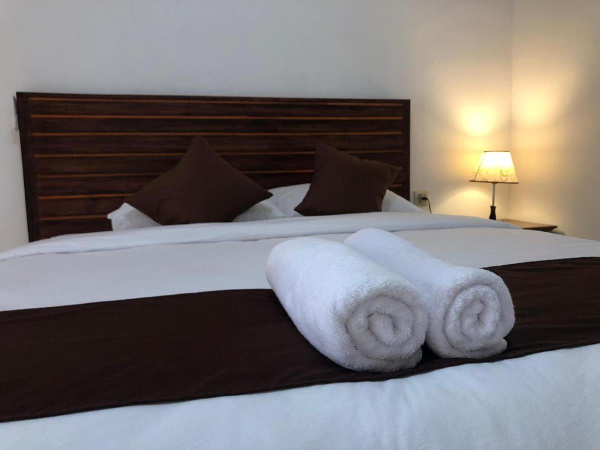 J-Garden Hotell Toyapakeh Eksteriør bilde